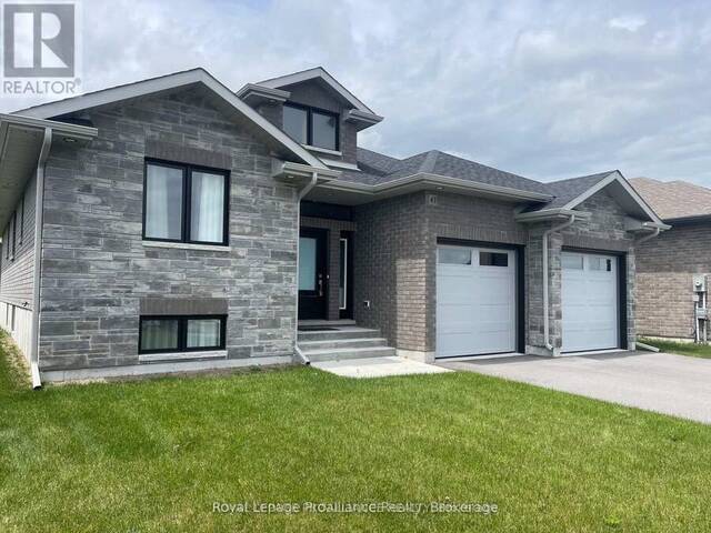 43 CATTAIL CRESCENT Quinte West Ontario, K8V 0J3 - 5 Bedrooms Home For Sale