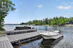 2946 STONY LAKE, QUARRY ISLAND | North Kawartha Ontario | Slide Image Three