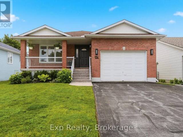 134 FINCH DRIVE Belleville Ontario, K8P 5L4 - 3 Bedrooms Home For Sale