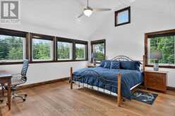 1012 ISLAND 35 STONEY LAKE | North Kawartha Ontario | Slide Image Thirty-three