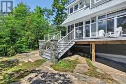 1012 ISLAND 35 STONEY LAKE | North Kawartha Ontario | Slide Image Twenty-eight