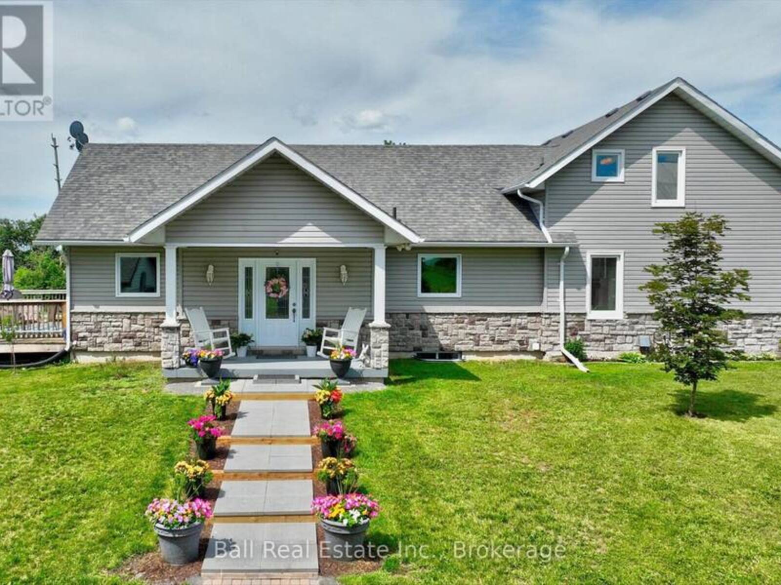 1963 BUCKHORN ROAD, North Kawartha, Ontario K0L 2H0
