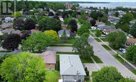 39 APPLEWOOD CRESCENT | Scugog Ontario | Slide Image Thirty-nine
