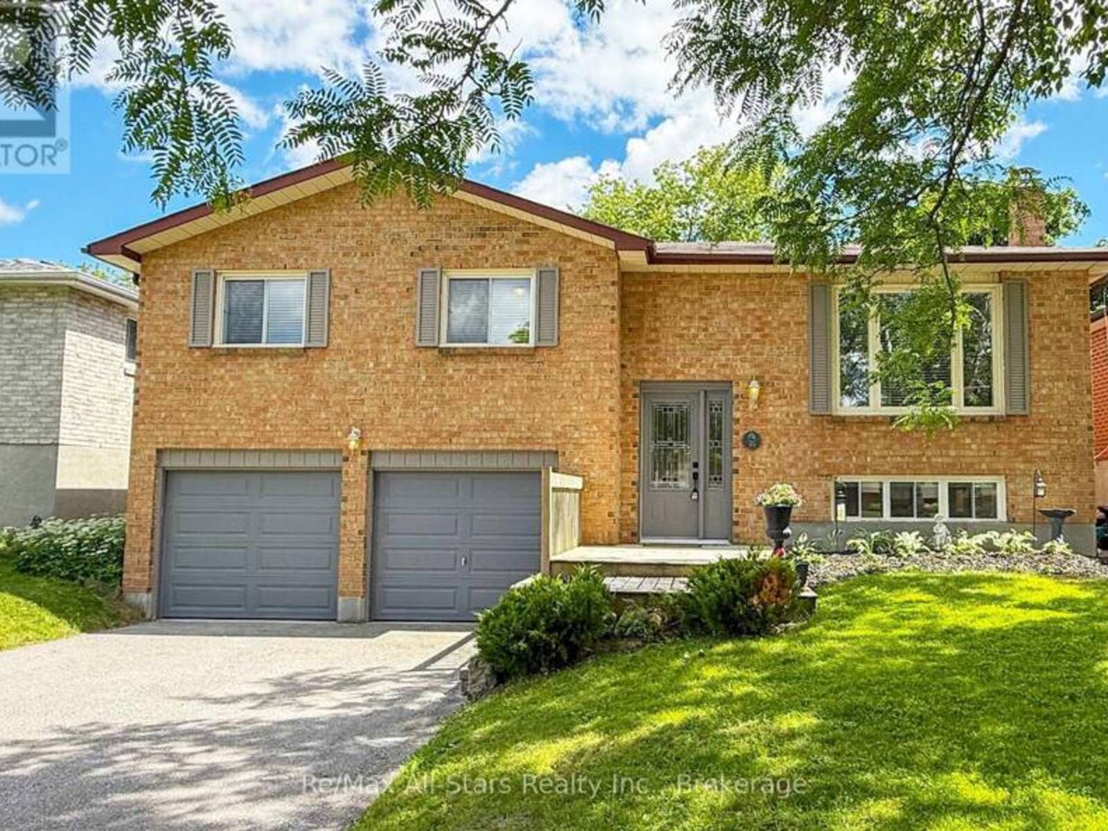 39 APPLEWOOD CRESCENT, Scugog, Ontario L9L 1G7