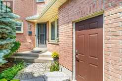 38 LIPTON CRESCENT | Whitby Ontario | Slide Image Four