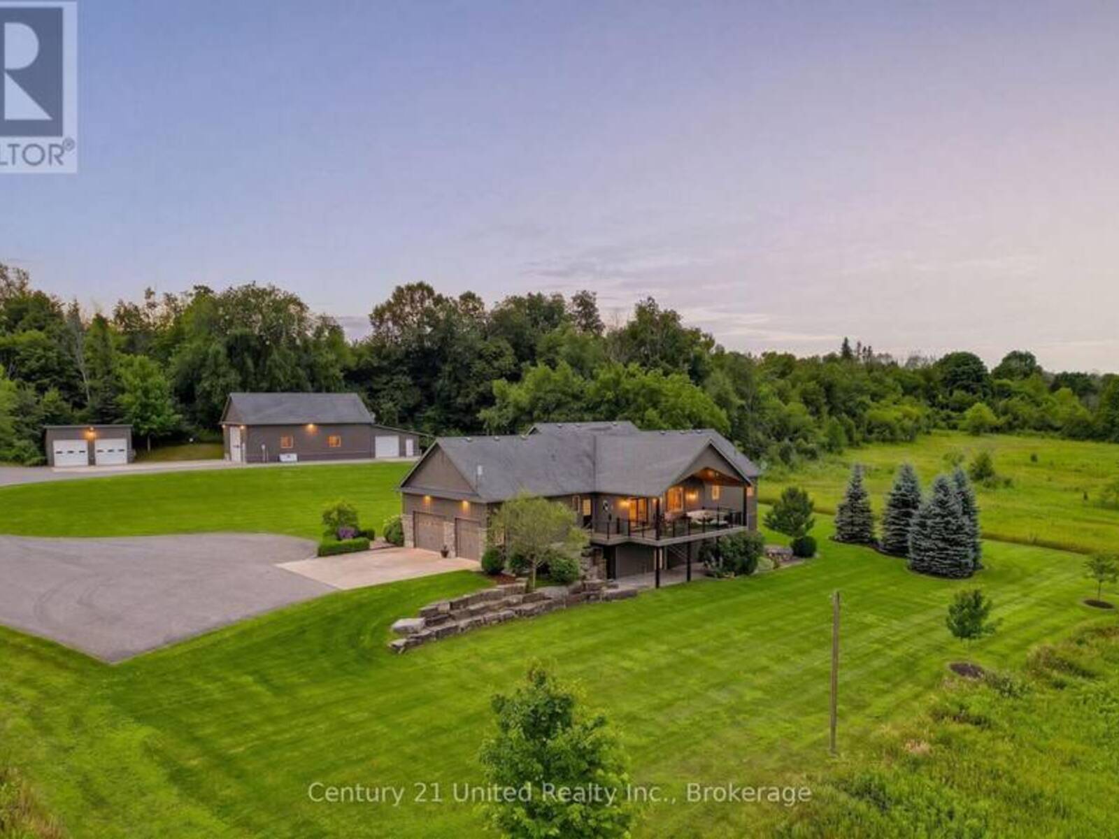 2300 VICTORIA ROAD, Prince Edward, Ontario K0K 1L0