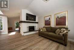 36 RUSSELL HILL ROAD | Bobcaygeon Ontario | Slide Image Four