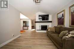 36 RUSSELL HILL ROAD | Bobcaygeon Ontario | Slide Image Five