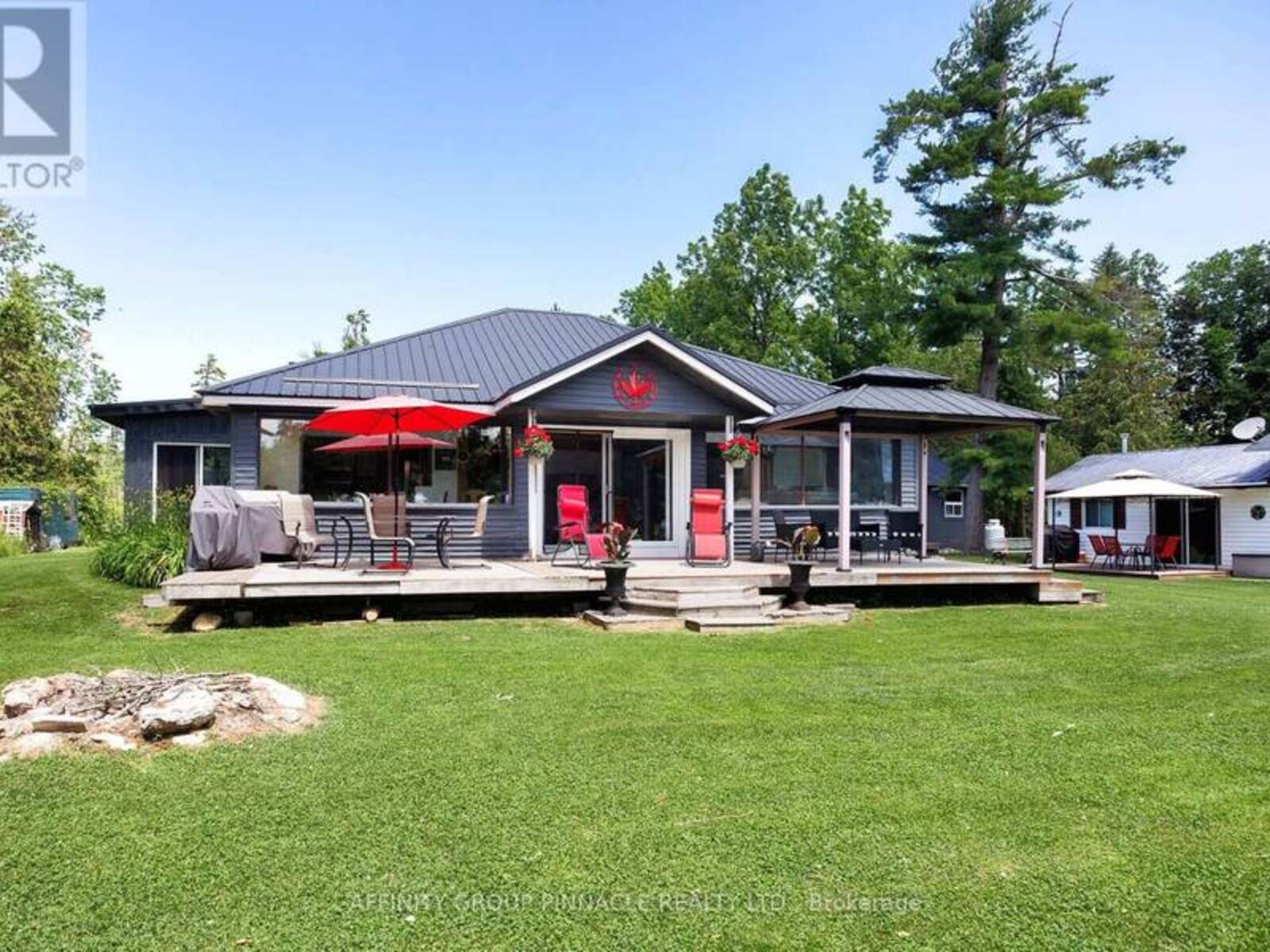 34 COLDSTREAM ROAD, Fenelon Falls, Ontario K0M 1N0