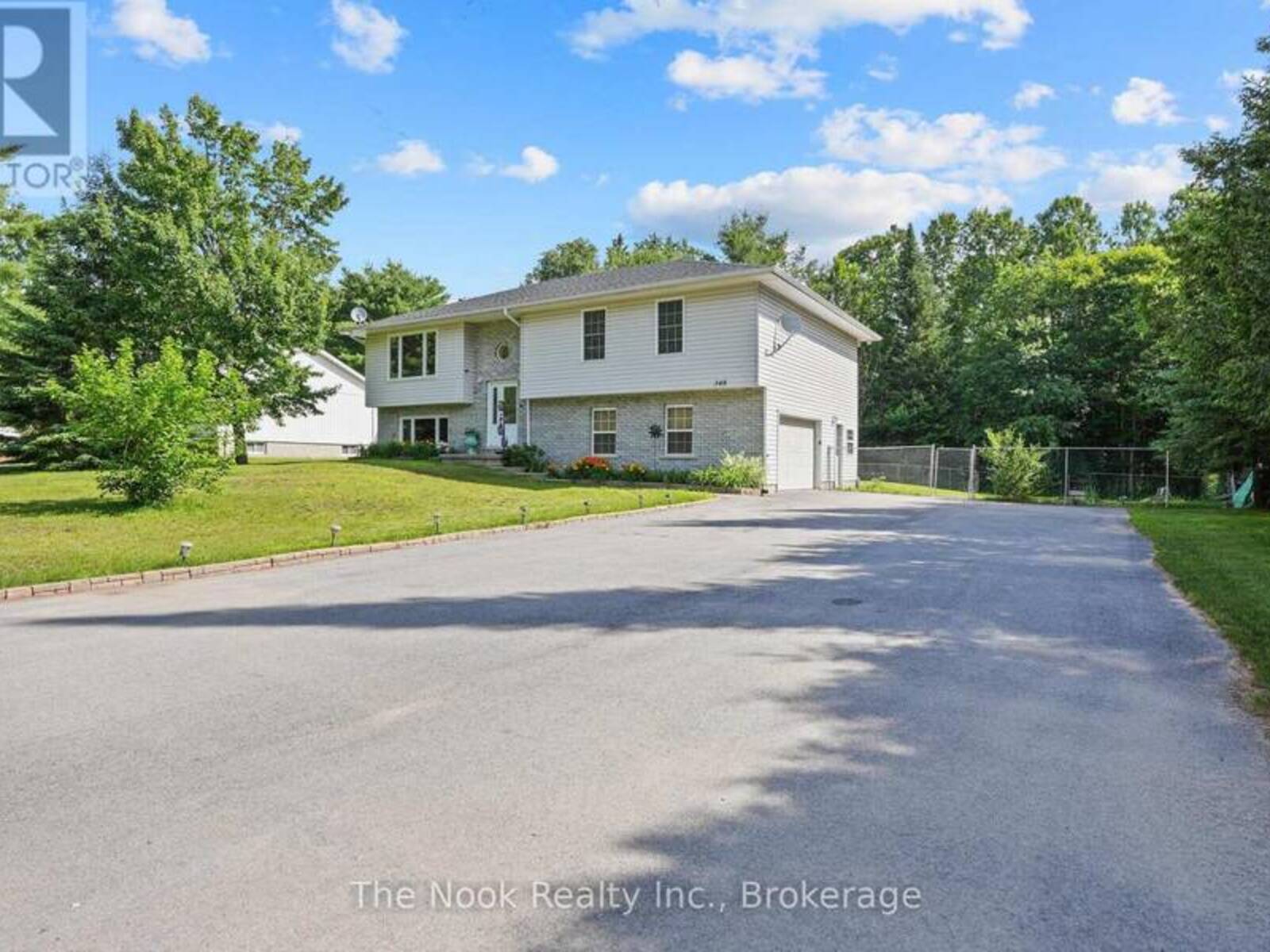 348 CHEMAUSHGON ROAD, Bancroft, Ontario K0L 1C0