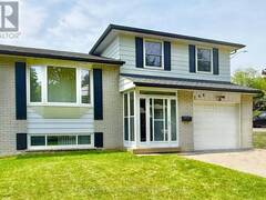 708 WAVERLY STREET N Oshawa Ontario, L1J 6C3