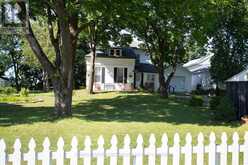 17 DODD STREET | Fenelon Falls Ontario | Slide Image Five