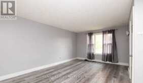 32 ST GEORGE STREET | Lindsay Ontario | Slide Image Thirteen