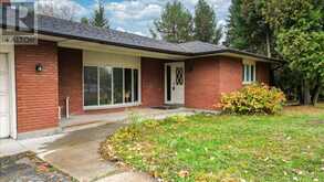 4 MAXWELL SETTLEMENT ROAD | Bancroft Ontario | Slide Image Three