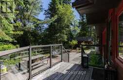 27 GROEGER ROAD | Huntsville Ontario | Slide Image Fourteen