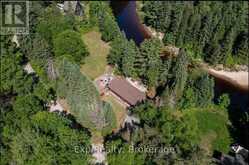 27 GROEGER ROAD | Huntsville Ontario | Slide Image Sixteen