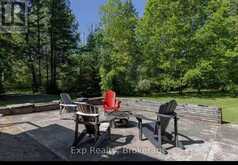 27 GROEGER ROAD | Huntsville Ontario | Slide Image Nine