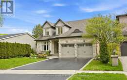 768 DUCHESS DRIVE | Mississauga Ontario | Slide Image Three