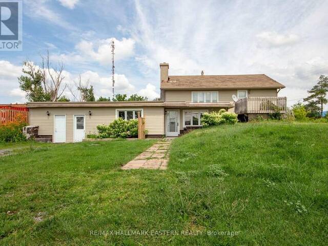 1624 CHEMONG ROAD Selwyn Ontario, K9J 6X2 - 3 Bedrooms Home For Sale