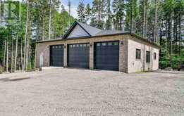 7925 CEDARBROOK TRAIL | Whitby Ontario | Slide Image Two