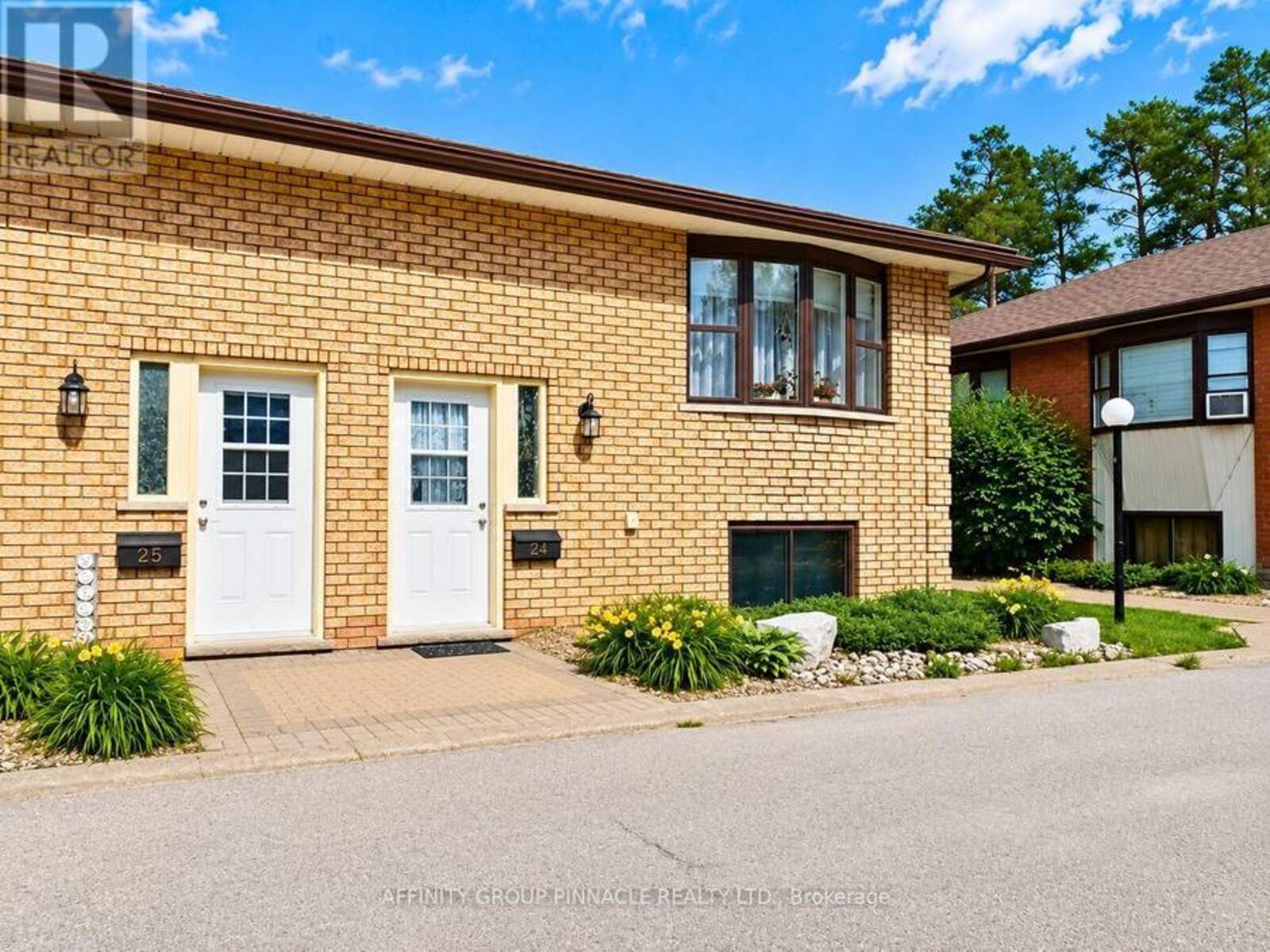 24 - 115 MARY STREET W, Lindsay, Ontario K9V 2N7