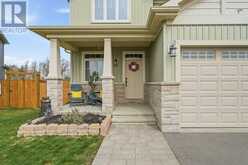 38 REDWOOD DRIVE | Belleville Ontario | Slide Image Three