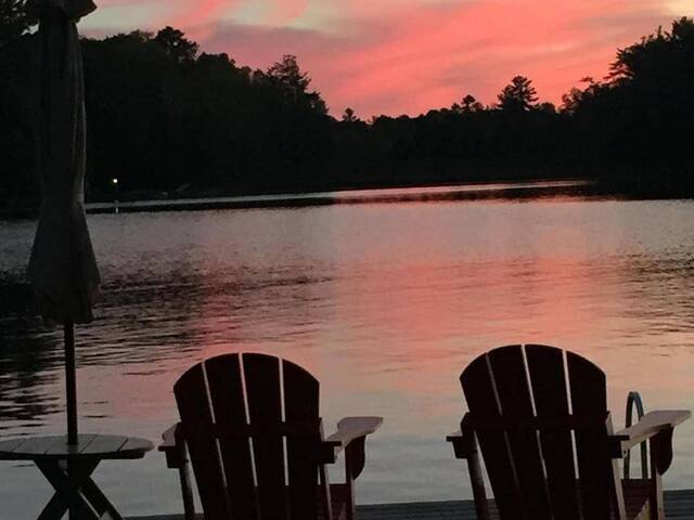 24 FIRE ROUTE 306 North Kawartha Ontario, K0L 1J0 - 3 Bedrooms Waterfront Home For sale