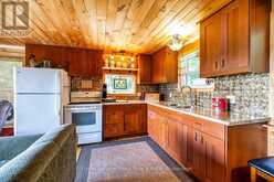 1014 RIDING TRAIL | Minden Hills Ontario | Slide Image Eight