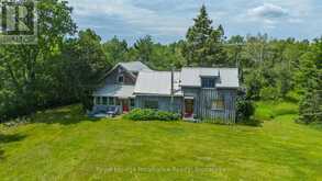 452 LASSWADE ROAD | Apsley Ontario | Slide Image Four