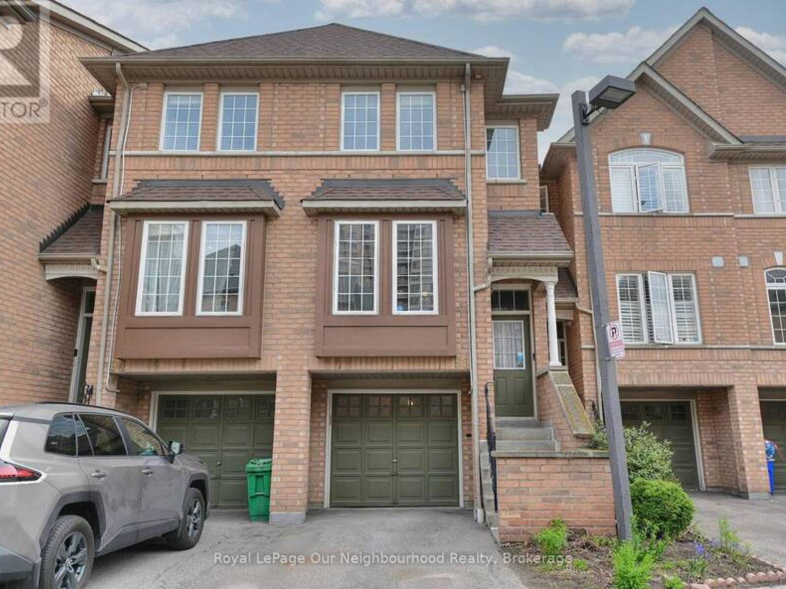 96 - 50 STRATHAVEN DRIVE, Mississauga, Ontario L5R 4E7