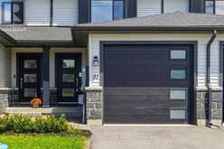 31 DEWAL PLACE | Belleville Ontario | Slide Image Two