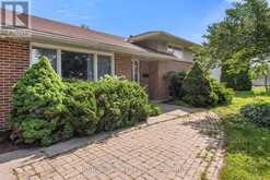 168 ADELAIDE STREET N | Lindsay Ontario | Slide Image Six
