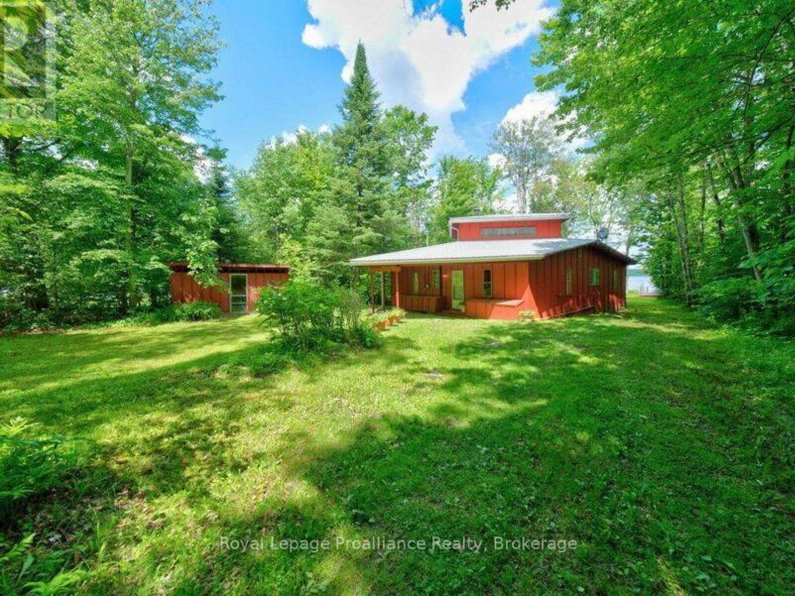 1185 HUGHES LANDING ROAD, Addington Highlands, Ontario K0H 1K0