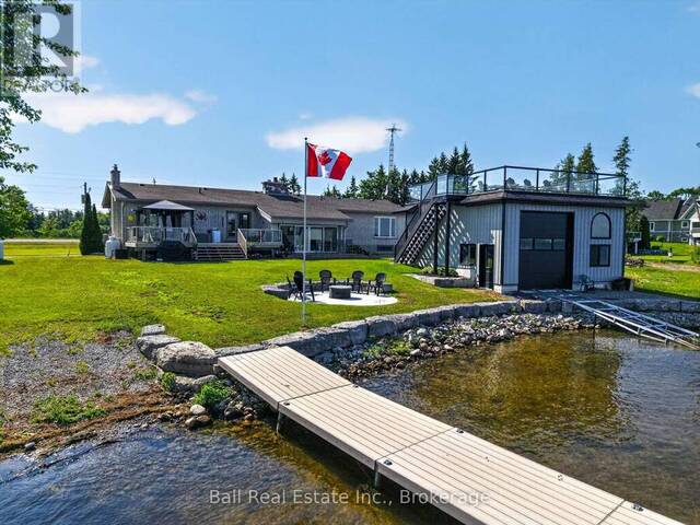 5336 HIGHWAY 35 Fenelon Falls Ontario, K0M 1N0 - 3 Bedrooms Waterfront Home For sale