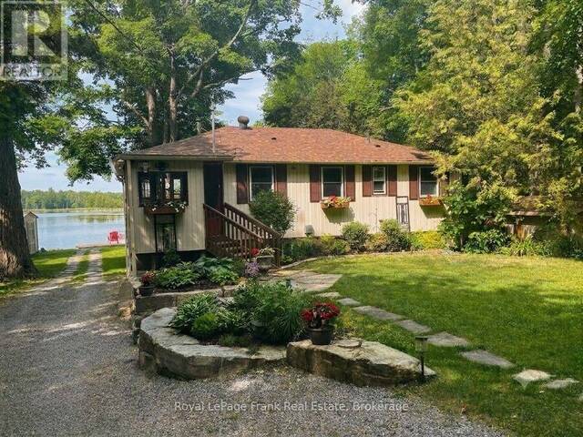 12 WOODLAND TRAIL North Kawartha Ontario, K0L 1J0 - 3 Bedrooms Waterfront Home For sale