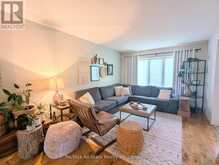 20 LOVE CRESCENT | Ajax Ontario | Slide Image Seven