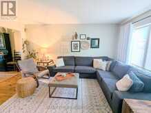 20 LOVE CRESCENT | Ajax Ontario | Slide Image Eight