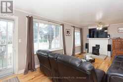 35 CLIFTON STREET | Fenelon Falls Ontario | Slide Image Eight