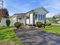 5 CHAPEL BOULEVARD Quinte West Ontario, K8N 4Z3