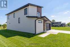28 FRASER DRIVE | Quinte West Ontario | Slide Image Three