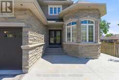 21 ST MAGNUS DRIVE | Toronto Ontario | Slide Image Fifty