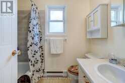 16 CEDARTREE LANE | Bobcaygeon Ontario | Slide Image Nineteen