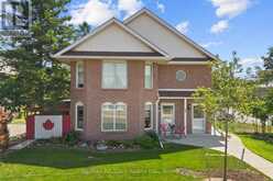53 HELEN STREET | Bobcaygeon Ontario | Slide Image Four