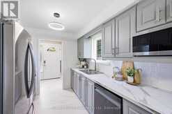 86 SHOREDALE DRIVE | Toronto Ontario | Slide Image Nine