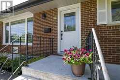 112 PROSPECT HILL | Quinte West Ontario | Slide Image Five