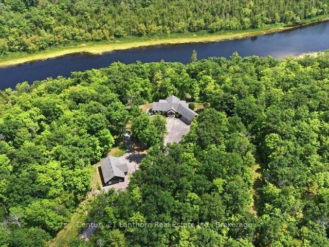 673 LAHEY ROAD Madoc Ontario, K0K 2K0 - 4 Bedrooms Waterfront Home For sale