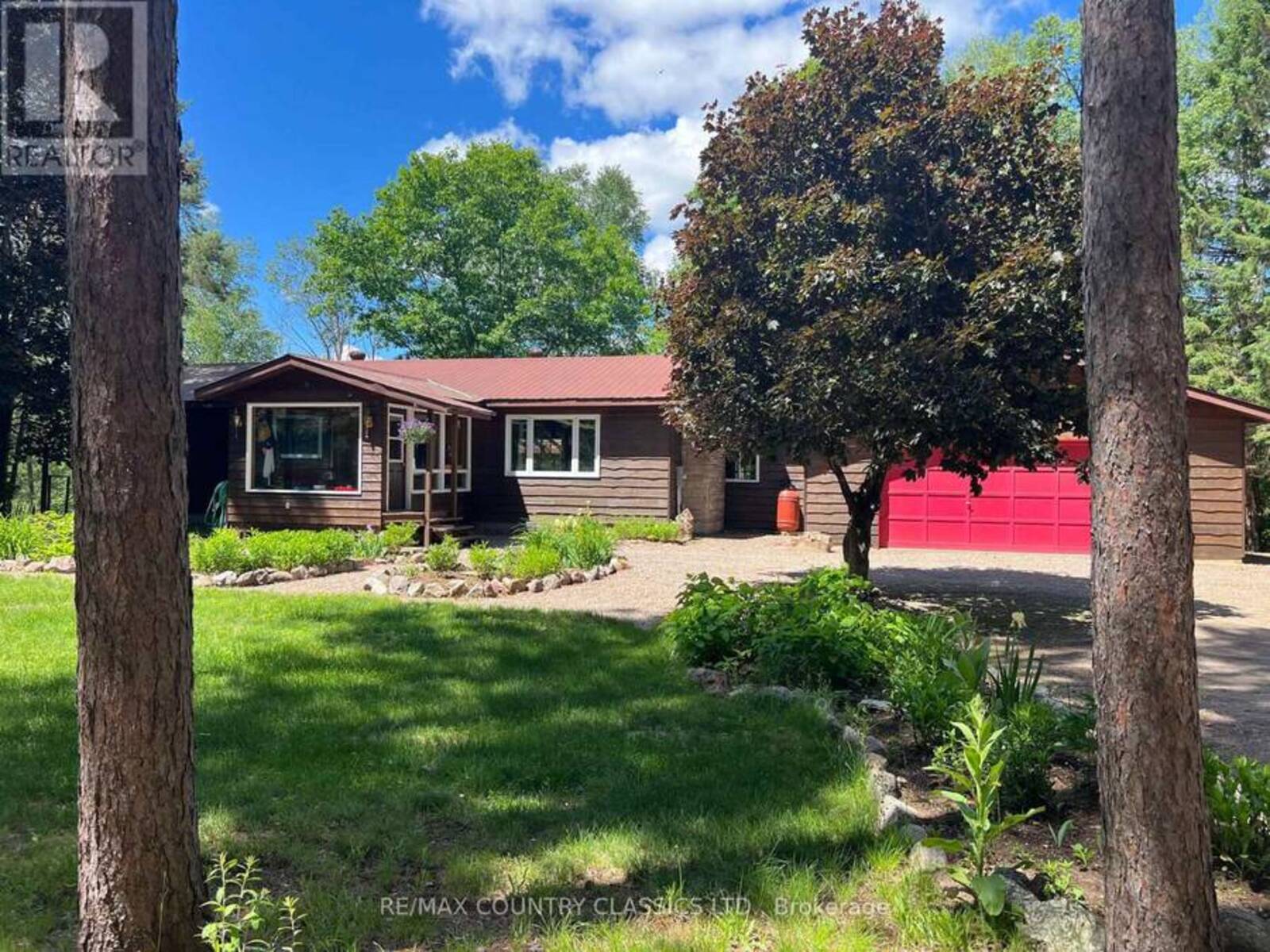 24 FIREHALL LANE, Bancroft, Ontario K0L 1C0