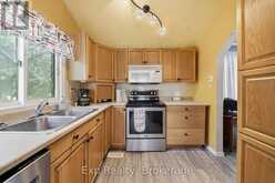 650 COUNTY ROAD 5 | Prince Edward Ontario | Slide Image Nine