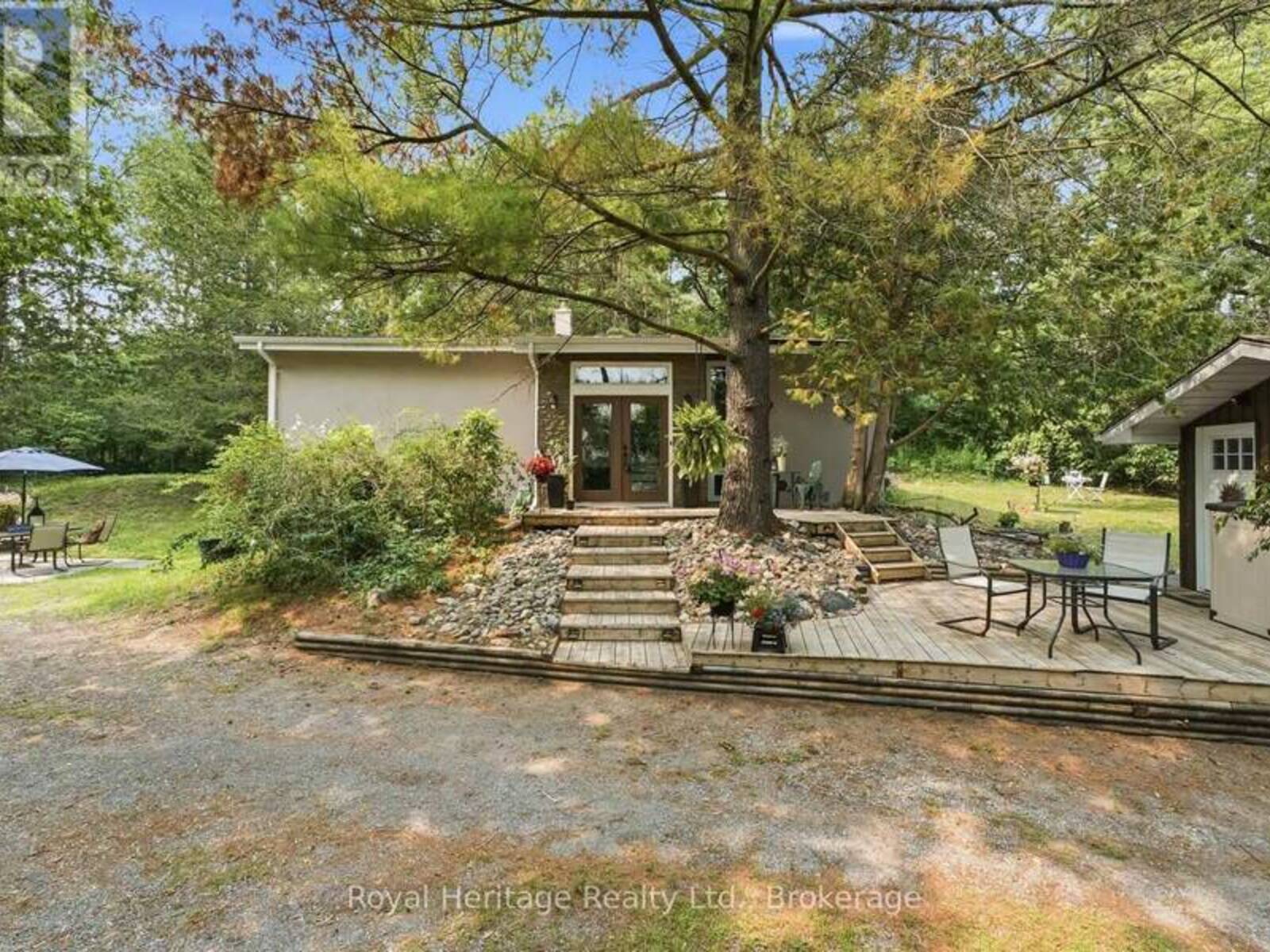 30 STOCKDALE ROAD, Quinte West, Ontario K8V 5P6