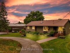 110 GREENWOOD ROAD Peterborough Ontario, K9J 6Y3
